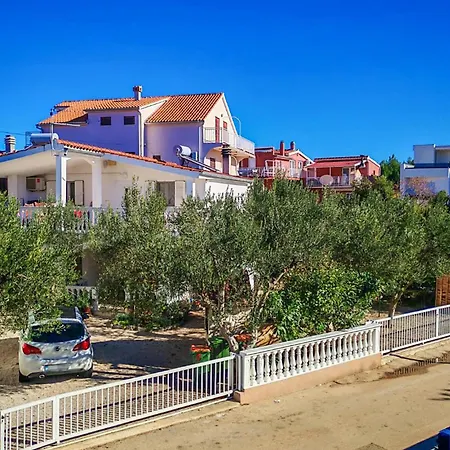 1 Bedroom Amazing Apartment In Vodice Apartment