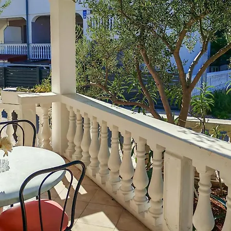 1 Bedroom Amazing In וודיצה